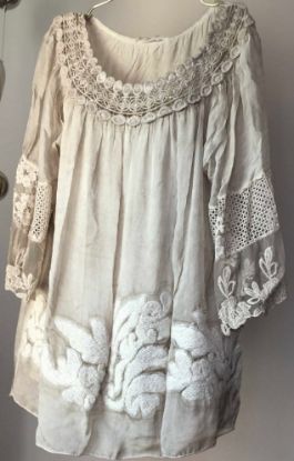 Obrazek Bluzka elegancka 3D haft, gipiura, koronka, ażur jedwab UNI SLIM od XXS/XS - 38/40 Włochy