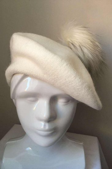 Obrazek Beret elegancki kaszmir, wełna, futro pompon Włochy