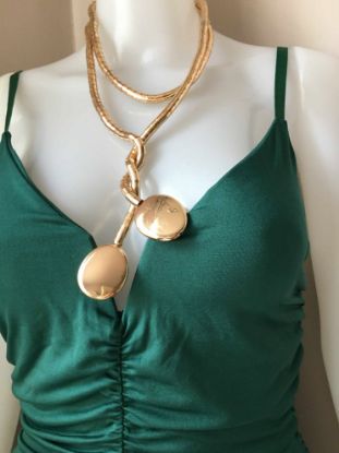 Obrazek Naszyjnik elegancki złoty, długi zakończony pastylkami z Włoch